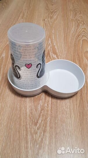 Поилка-кормушка для кошек и собак