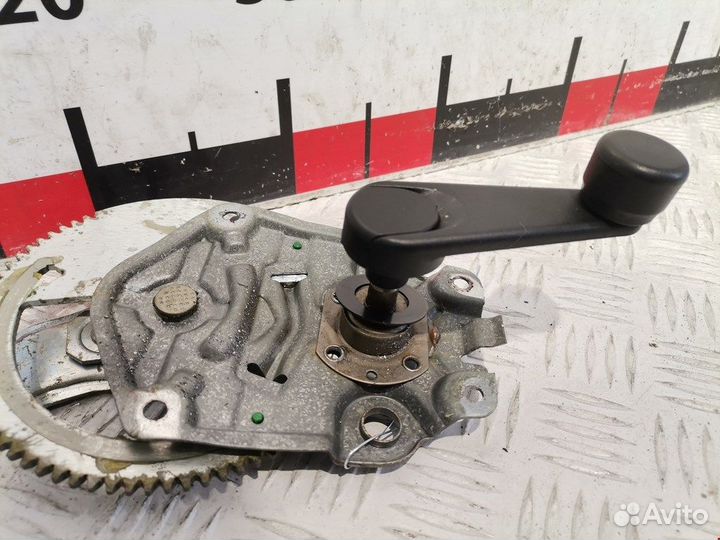 Стеклоподъемник для BMW 3-Series (E36)