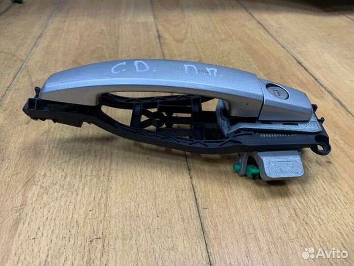 Ручка двери внешняя передняя правая Opel Corsa D