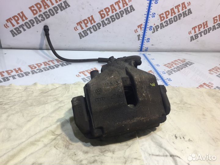 Фольксваген Пассат Суппорт передний Лев