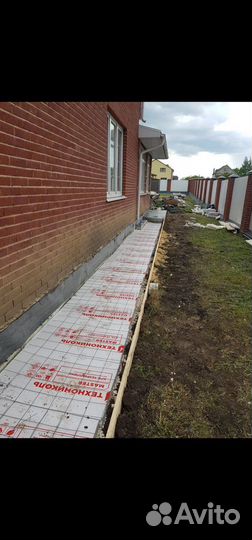 Бригада строителей