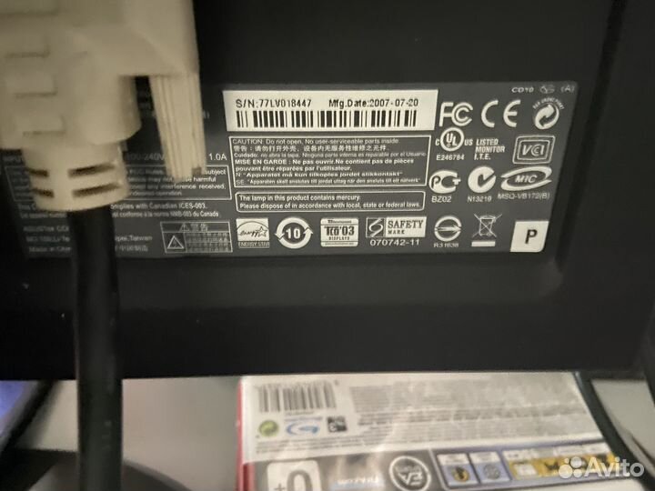 Монитор Asus 17