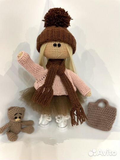 Вязаная интерьерная кукла тильда ручной работы