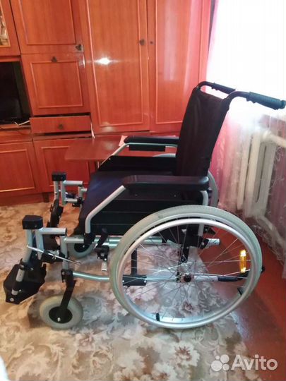 Коляска инвалидная