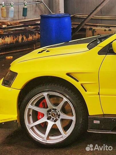 Пластиковые крылья evo 7-9