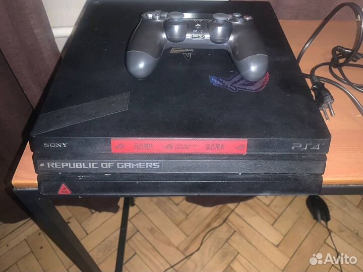 Sony playstation 4 pro 1tb