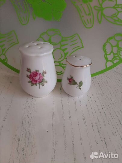 Солонка и перечница. Кахла ГДР