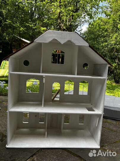Кукольный домик
