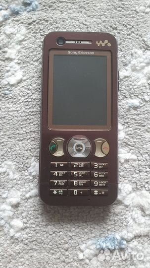 Sony Ericsson W890i
