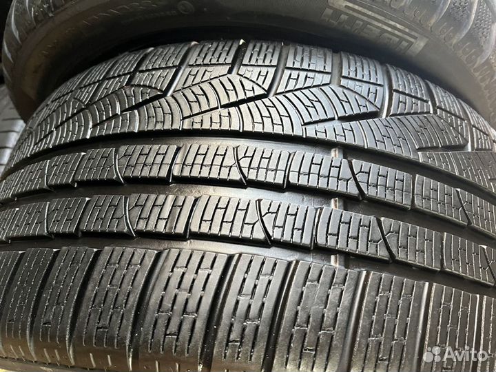 Pirelli Winter Sottozero 240 Serie II 255/40 R18