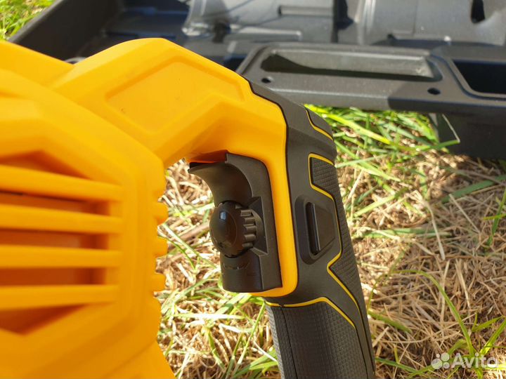 Сабельная пила dewalt