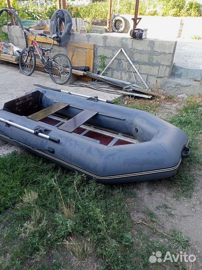 Лодка резиновая