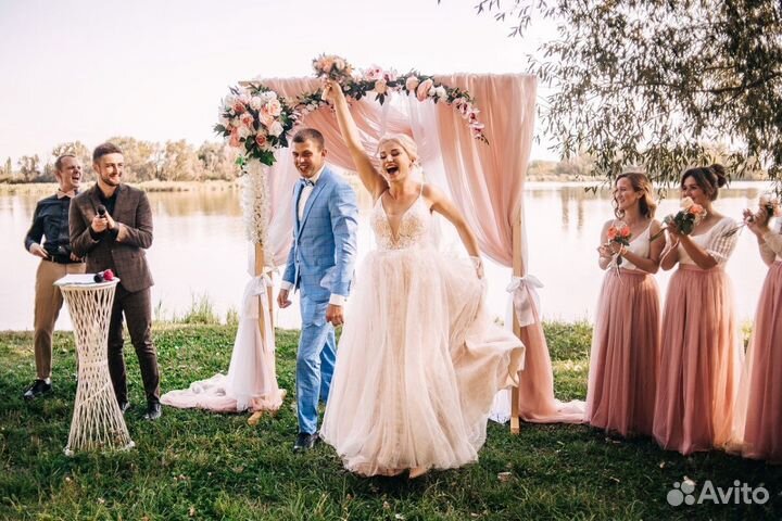 Ведущий Тамада + диджей на свадьбу