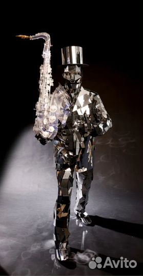 Саксофонист