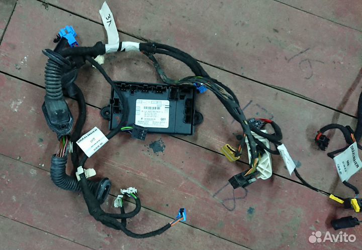 Блоки управления дверьми с проводкой Mercedes w221
