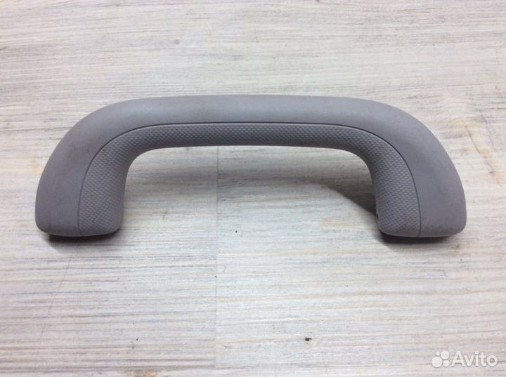 Ручка внутренняя потолочная передняя правая