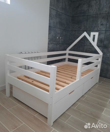 Детская кроватка 160 на 80