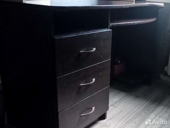 Компьютерный стол бу