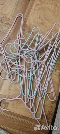 Вешалки плечики детские