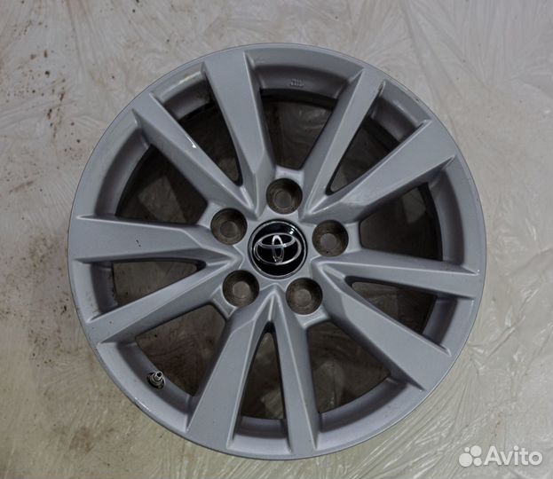 Диски литые R16 Toyota Camry 70 ориг. с датчиками