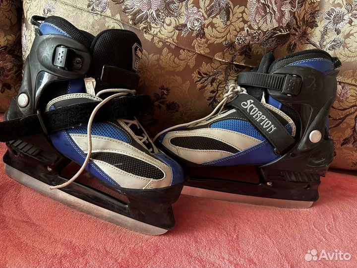 Коньки хоккейные