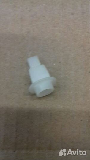 Крепеж пласт.клипса(на арку) 76882JG00A