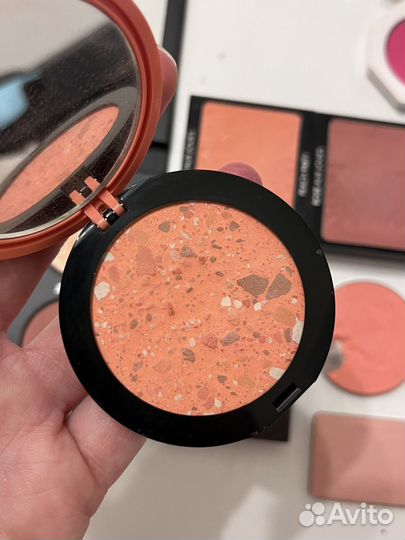 Румяна Clarins Guerlain KVD