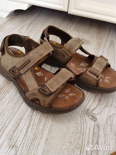 Сандалии