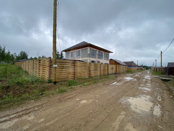 Дом 165 м² на участке 13 сот.