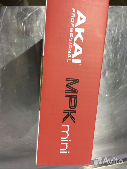 Midi-клавиатура akai MPK Mini mkiii