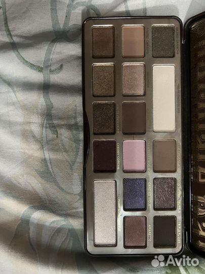 Палетка теней too faced chocolate bar