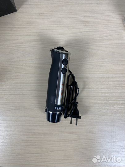 Погружной блендер RED solution RHB-2908