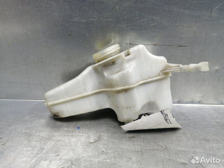 Бачок главного тормозного цилиндра Volkswagen