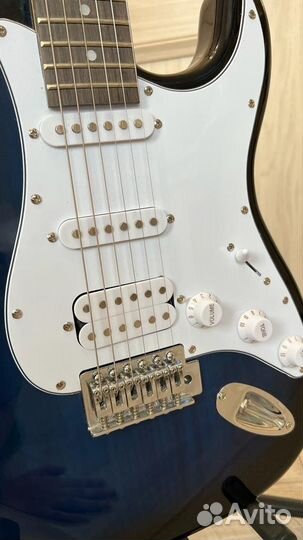 Электрогитара Roket с комбиком