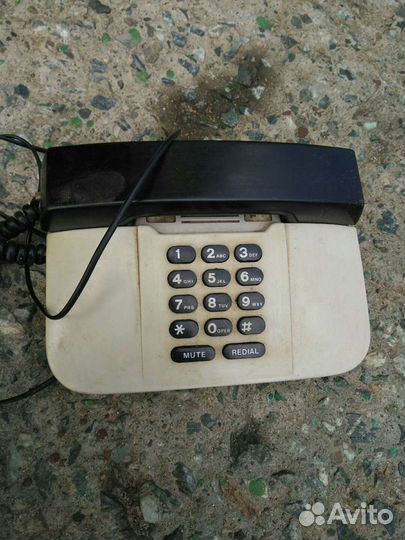 Телефонный аппарат