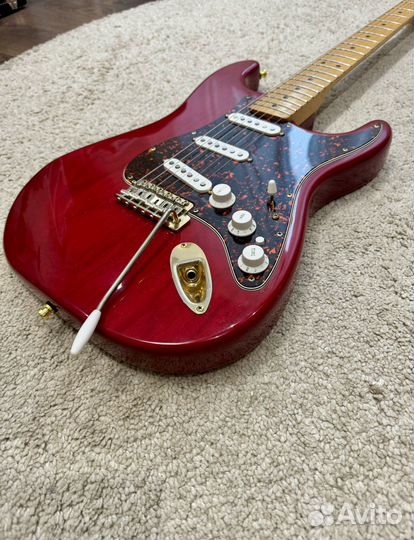 Fender Stratocaster Deluxe Series Ash (2002)