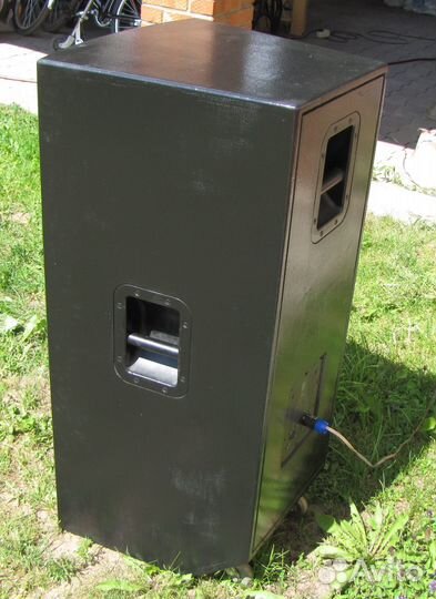 Колонка Celestion 500-1000W Pro Концертная 15