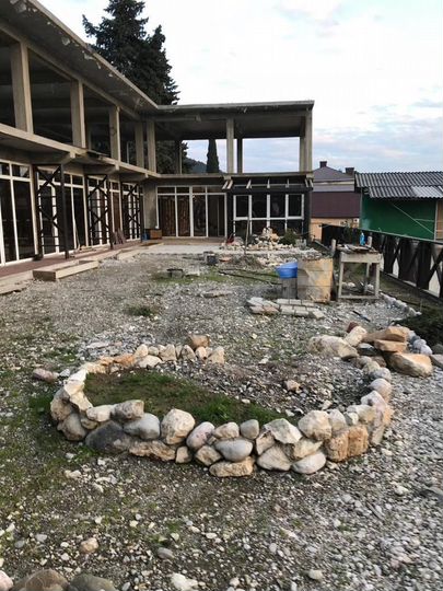 Дом 605 м² на участке 7,7 га