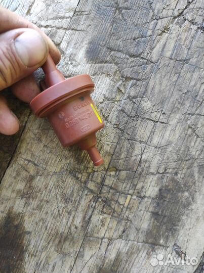 Клапан вентиляции топливного бака Пежо 206