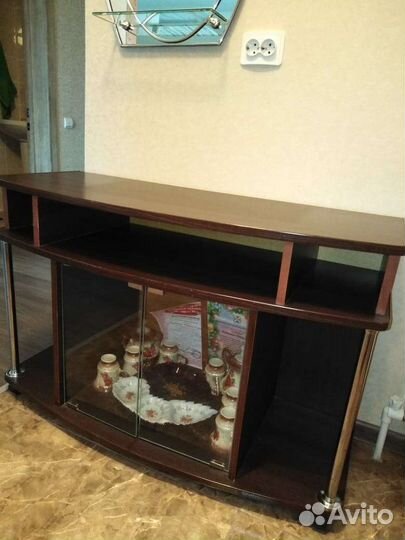 Тумба под телевизор