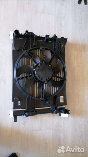 Радиатор на Ларгус