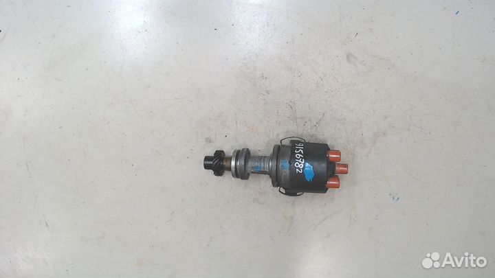 Распределитель зажигания Audi 80 (B4)