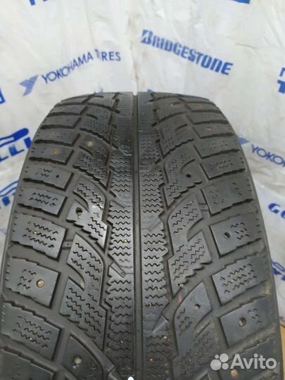 Kumho I'Zen RV Stud KC16 235/55 R17 103T