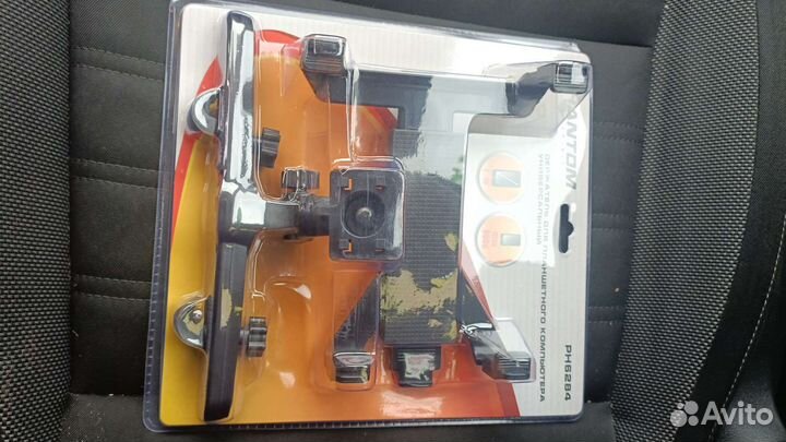 Держатель для планшета в машину универсальный