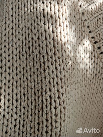 Пуловер крупной вязки