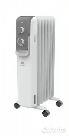 Масляный радиатор обогреватель Electrolux