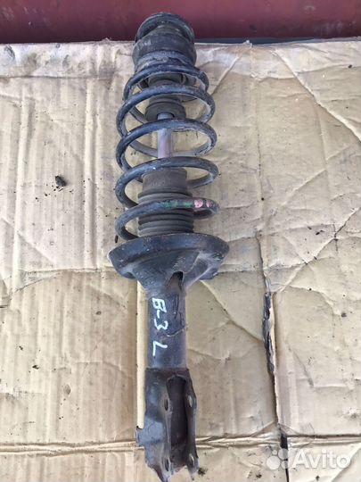 Амортизатор передний стойка Passat B3 B4
