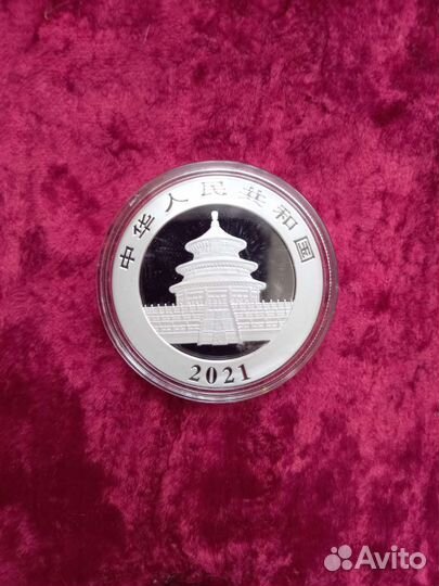 Монета 10 юаней 2021 Китай