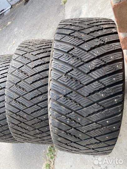 Goodyear UltraGrip Ice Arctic SUV 275/45 R20