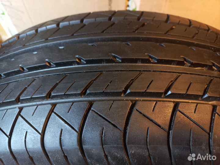 Yokohama 215/60R16 на дисках Toyota к-т